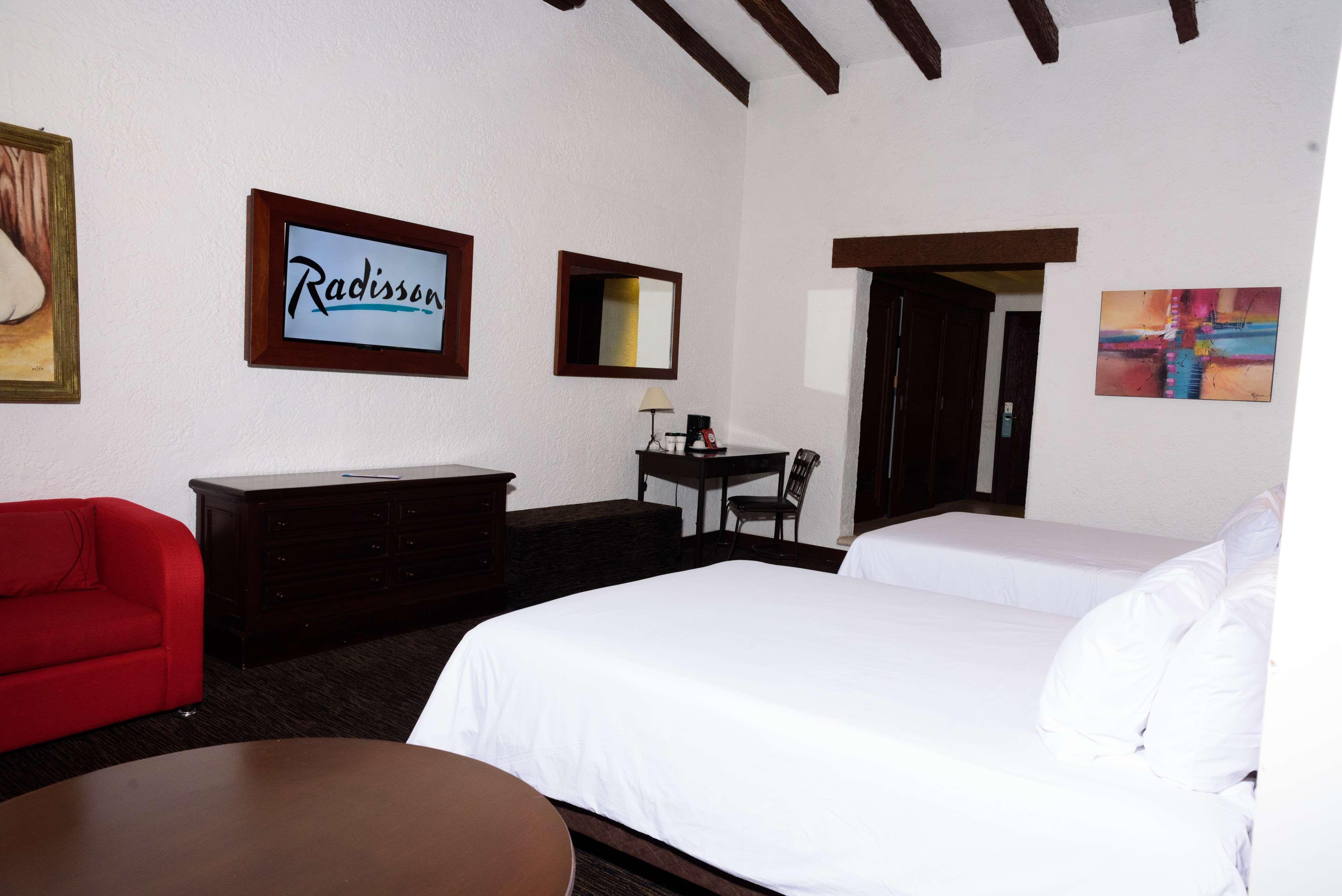 Radisson Hotel Tapatio Guadalajara Aeropuerto 特拉克帕克 外观 照片
