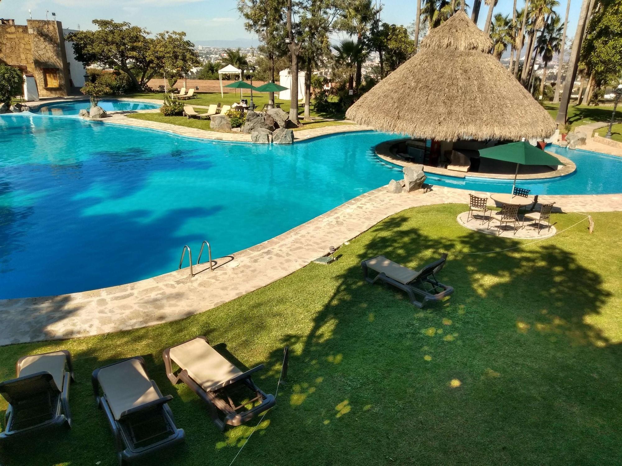 Radisson Hotel Tapatio Guadalajara Aeropuerto 特拉克帕克 外观 照片