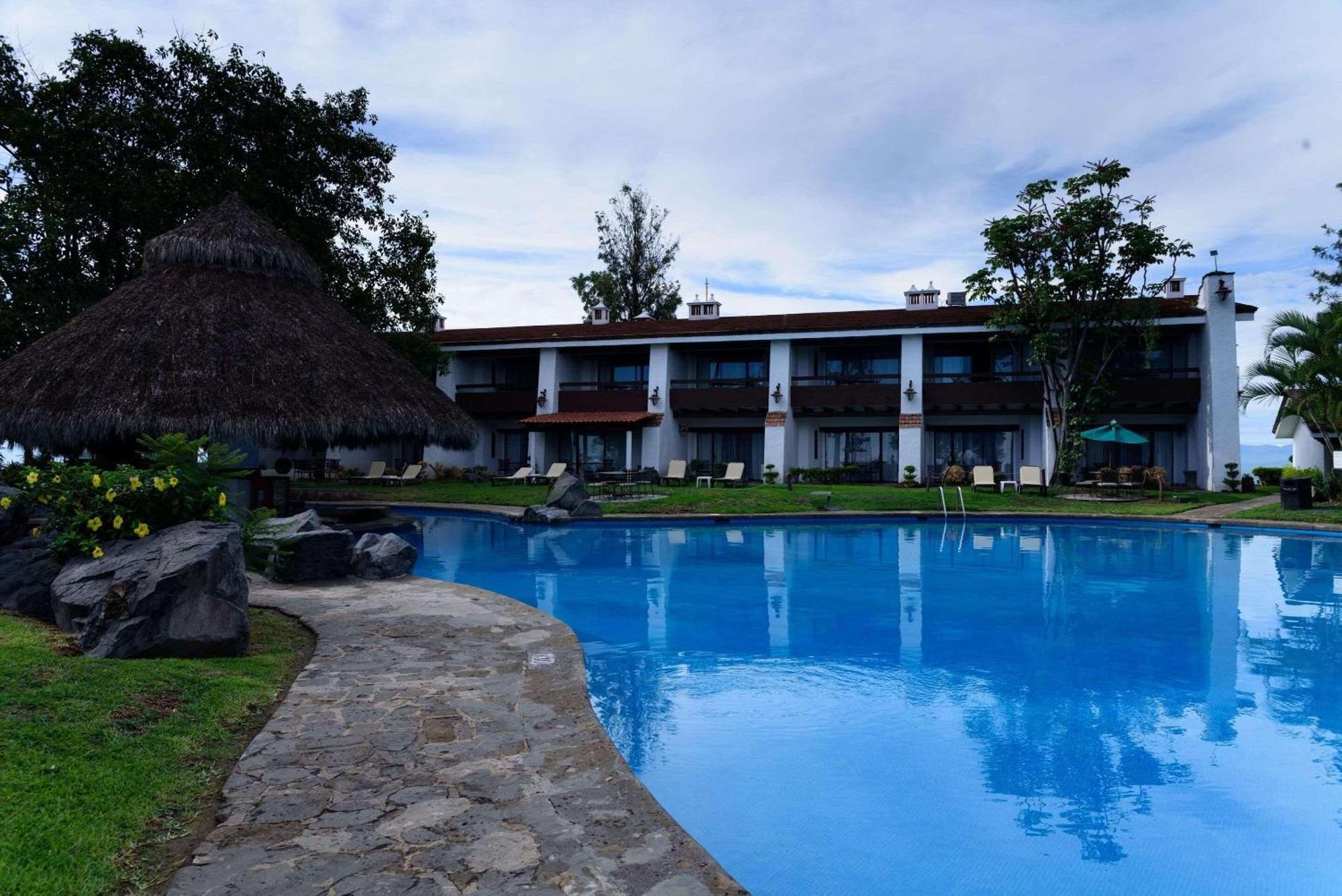 Radisson Hotel Tapatio Guadalajara Aeropuerto 特拉克帕克 外观 照片