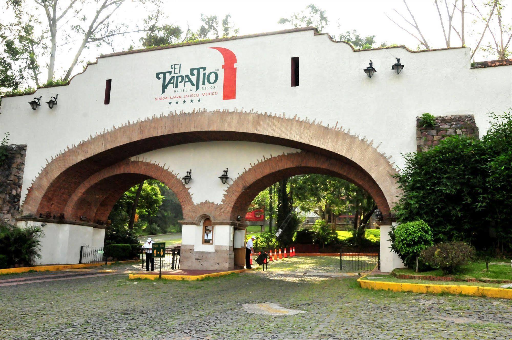 Radisson Hotel Tapatio Guadalajara Aeropuerto 特拉克帕克 外观 照片